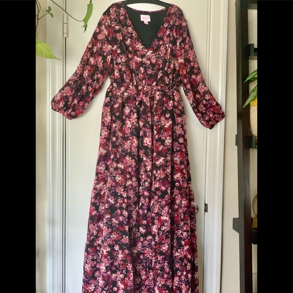 Maternity dress size M